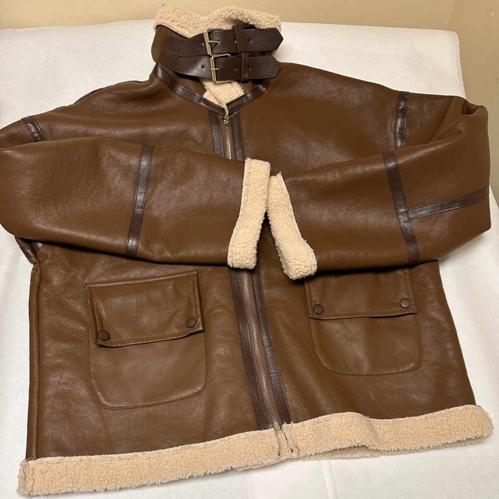 STORETS Aviator Oversized Brown Faux Leather jacket with a sherpa💫
